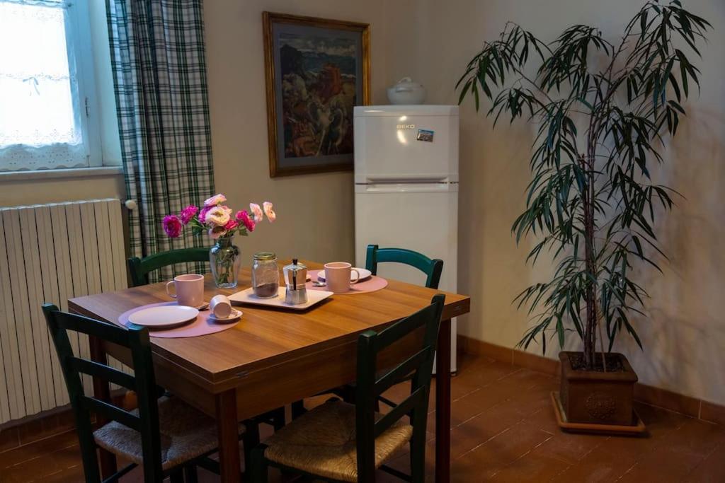 Casa La Lilla Apartment Cascina Luaran gambar